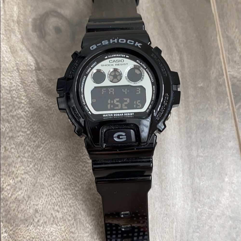 Men’s G-SHOCK watch
